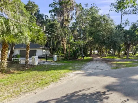 2380 Fort Lane Road Geneva FL 32732