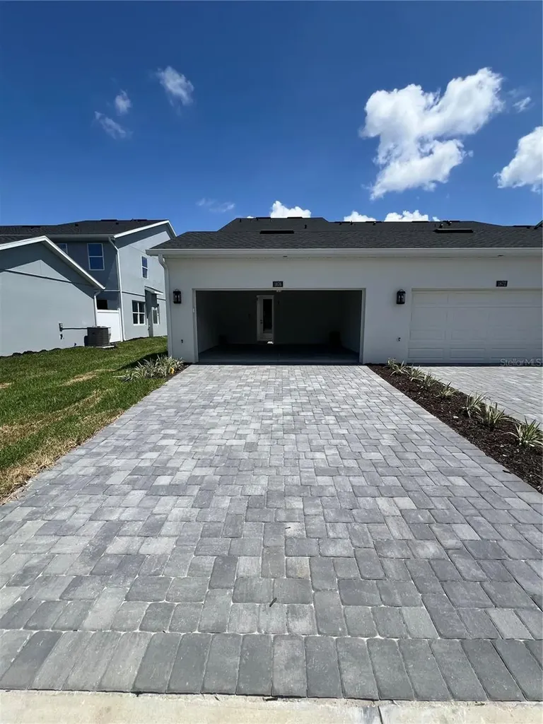 1876 Crowncrest Drive Apopka FL 32703
