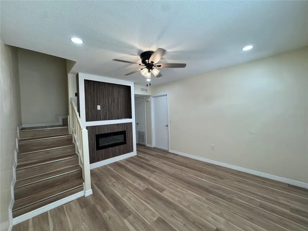 665 W Juniata Street Clermont FL 34711