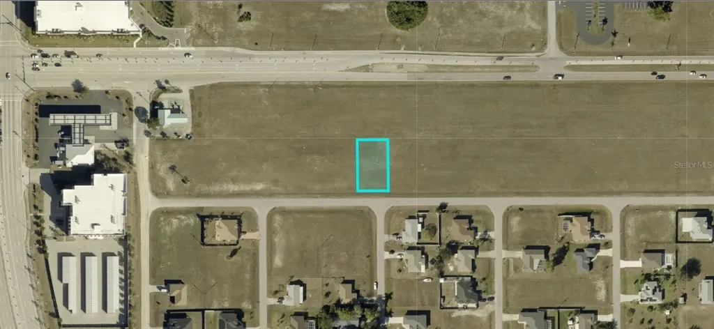 1713 NE 15th Lane Cape Coral FL 33909