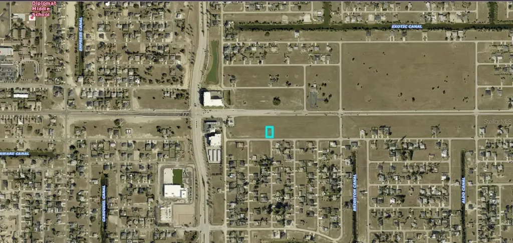 1713 NE 15th Lane Cape Coral FL 33909