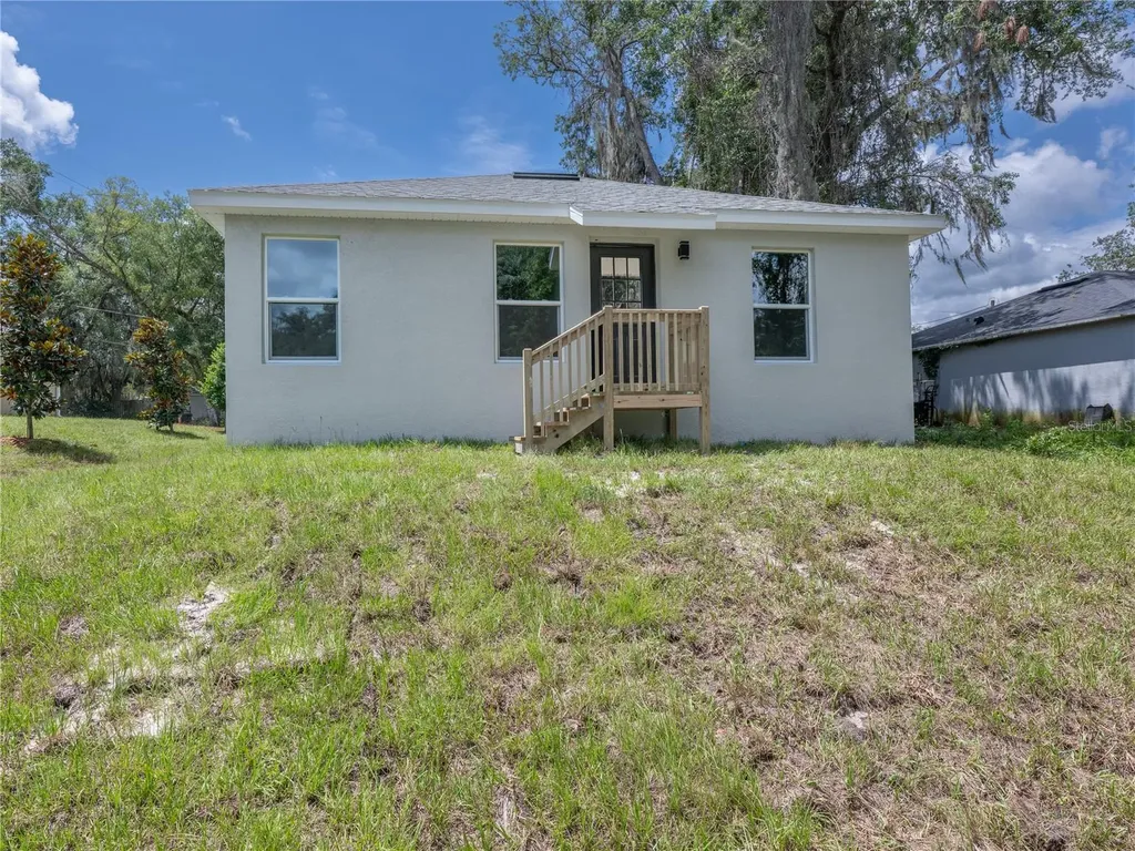 1535 18th Street Orange City FL 32763