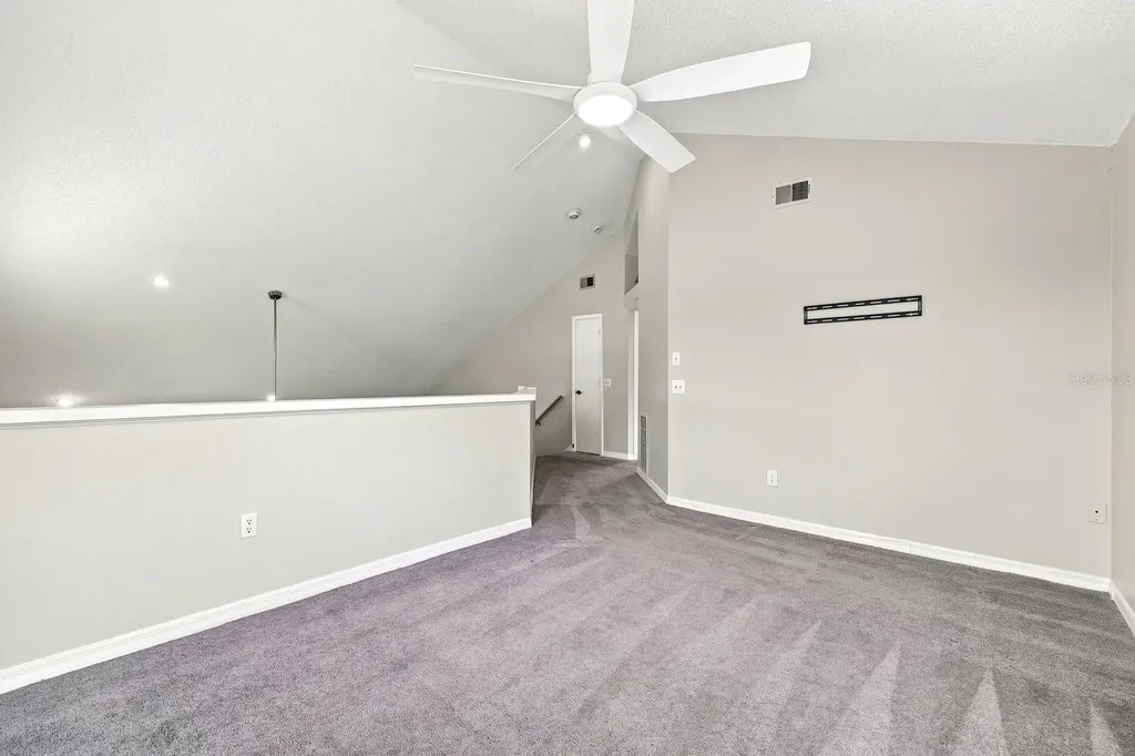 703 Riverside Drive Tarpon Springs FL 34689