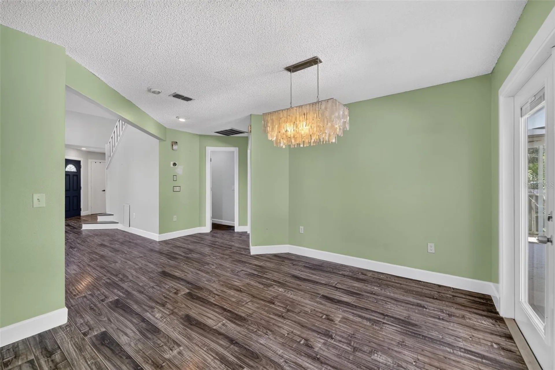 703 Riverside Drive Tarpon Springs FL 34689