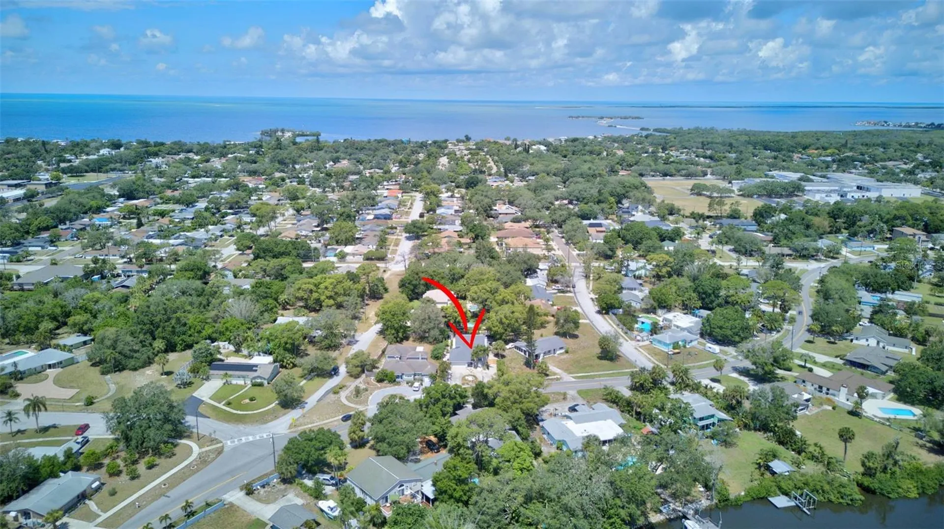 703 Riverside Drive Tarpon Springs FL 34689
