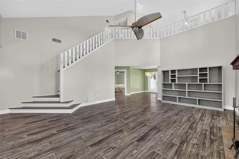 703 Riverside Drive Tarpon Springs FL 34689
