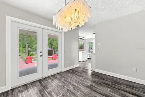 703 Riverside Drive Tarpon Springs FL 34689
