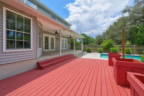 703 Riverside Drive Tarpon Springs FL 34689