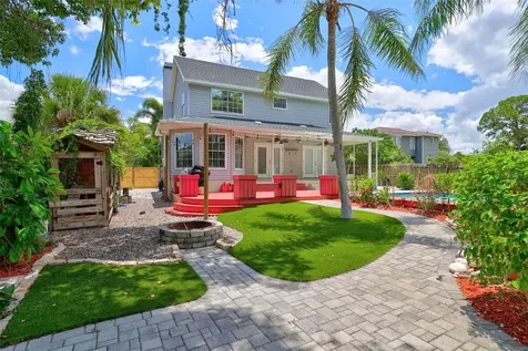 703 Riverside Drive Tarpon Springs FL 34689