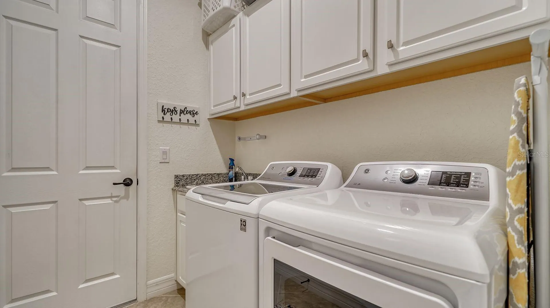 17467 Hickok Belt Loop Bradenton FL 34211