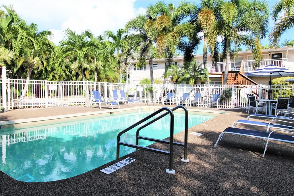 1638 Redwood Street Sarasota FL 34231