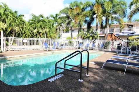 1638 Redwood Street Sarasota FL 34231