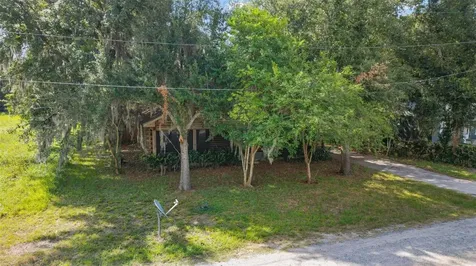 541 Blanche Avenue Umatilla FL 32784