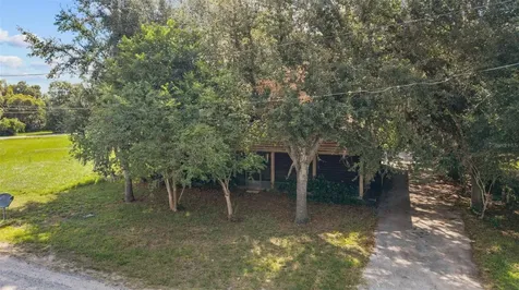541 Blanche Avenue Umatilla FL 32784