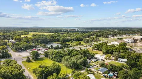 541 Blanche Avenue Umatilla FL 32784