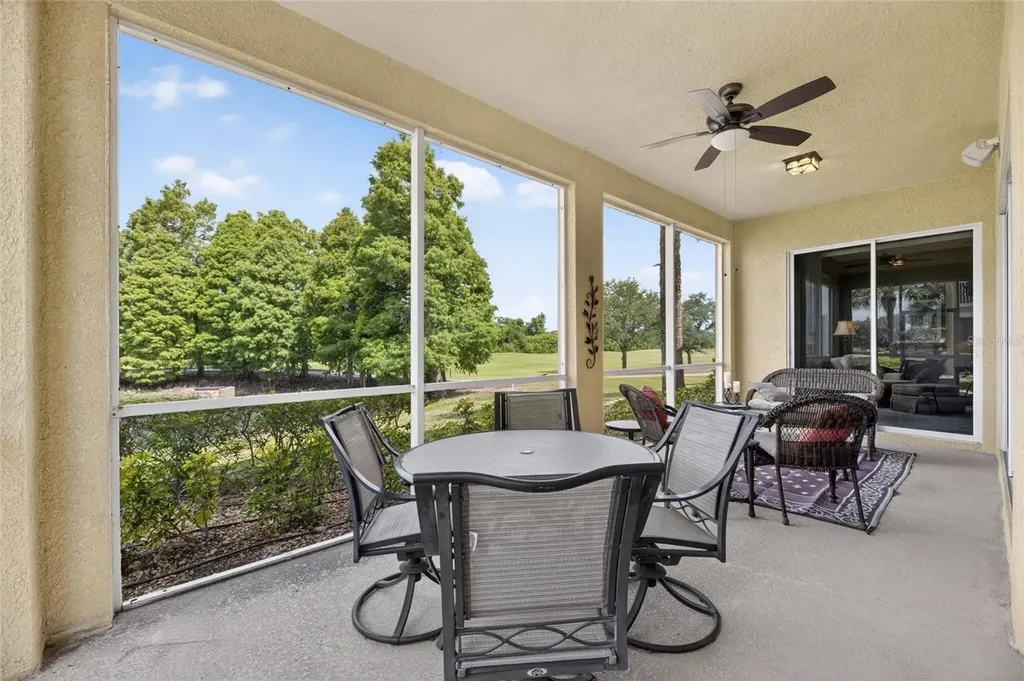 1423 Emerald Dunes Drive Sun City Center FL 33573