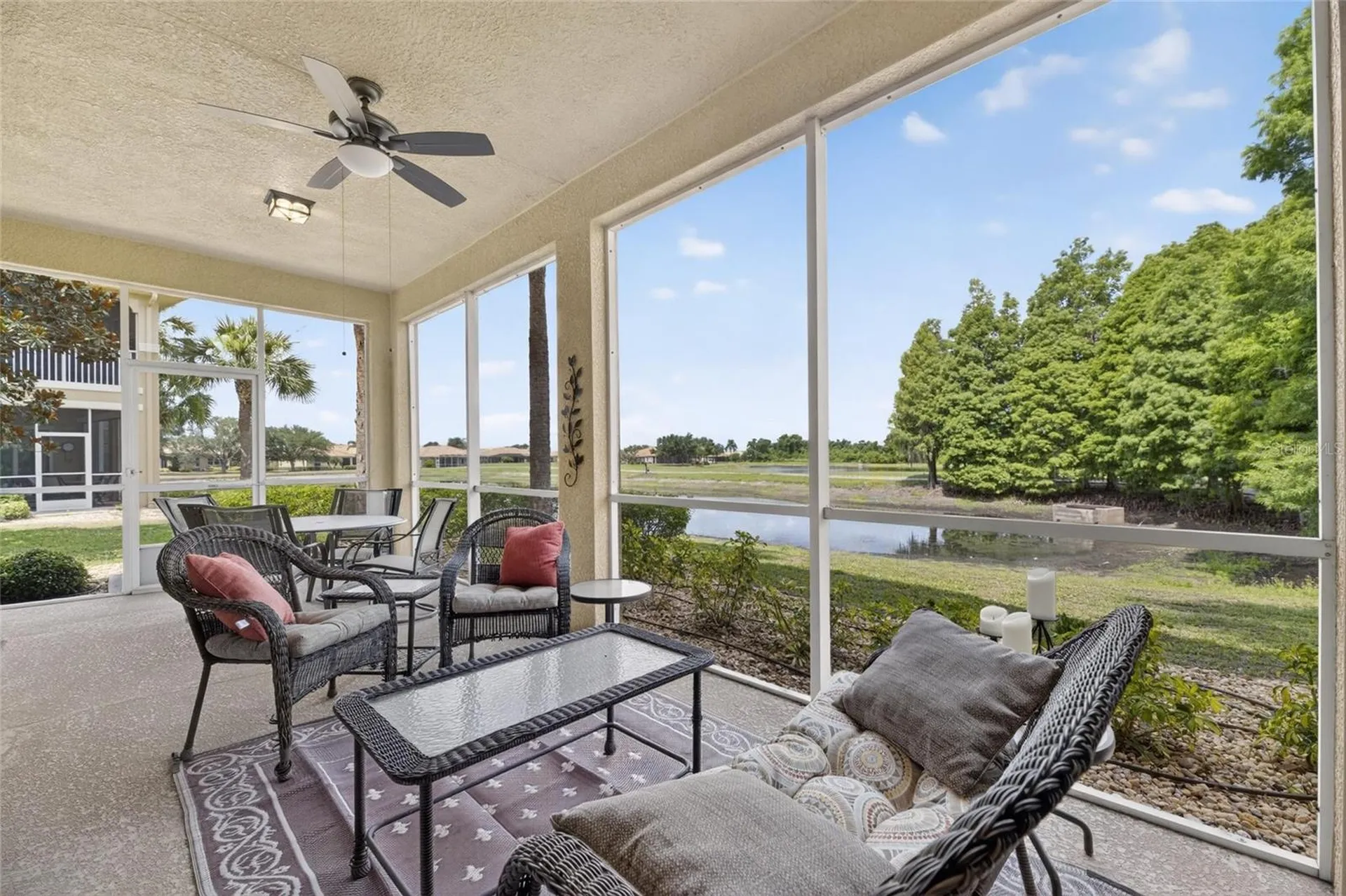 1423 Emerald Dunes Drive Sun City Center FL 33573