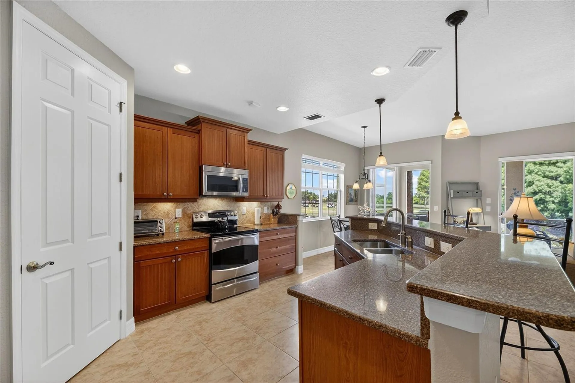 1423 Emerald Dunes Drive Sun City Center FL 33573