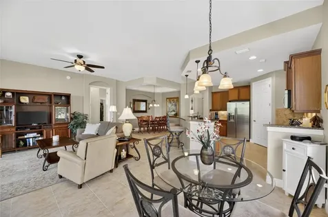 1423 Emerald Dunes Drive Sun City Center FL 33573