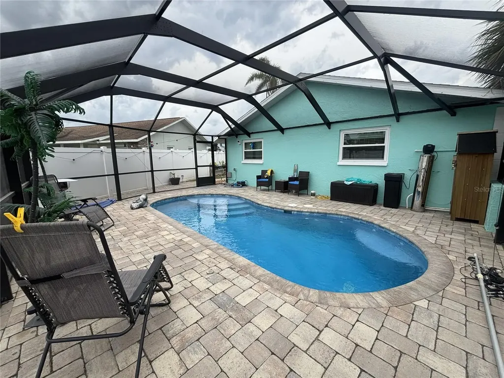 1002 Silver Palm Way Apollo Beach FL 33572