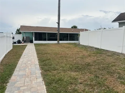 1002 Silver Palm Way Apollo Beach FL 33572