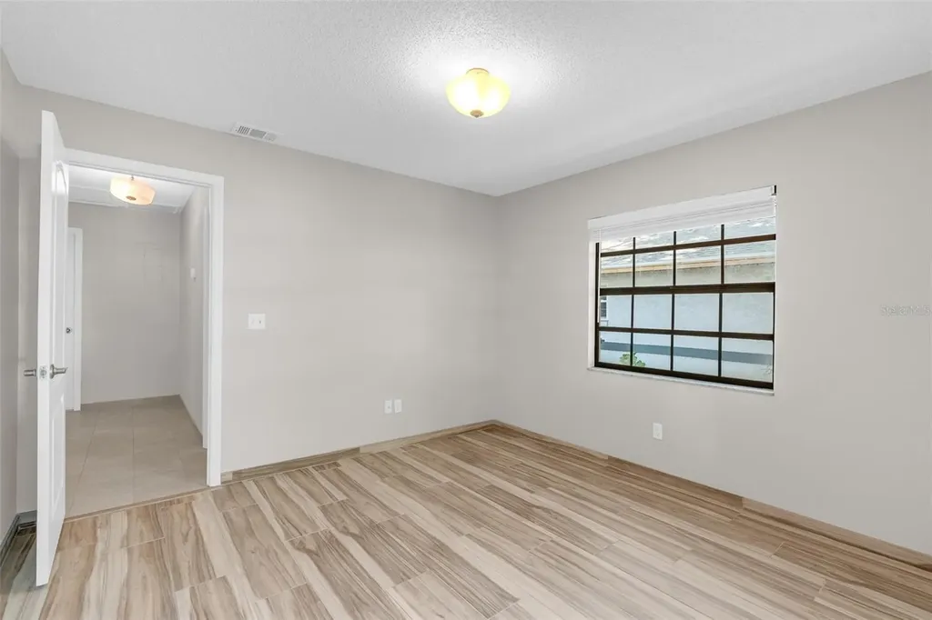 2643 Laser Court Orlando FL 32826