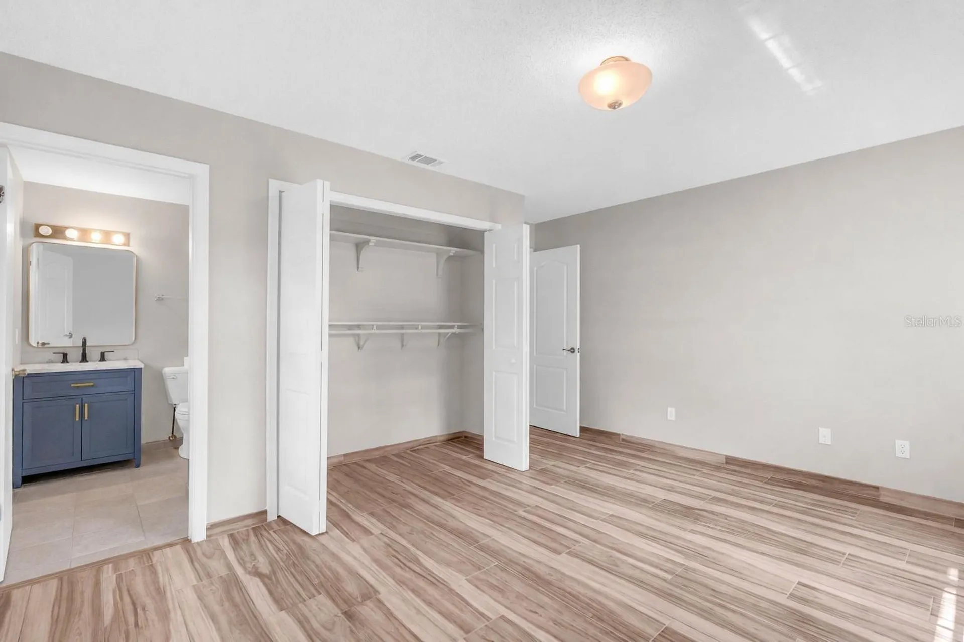 2643 Laser Court Orlando FL 32826
