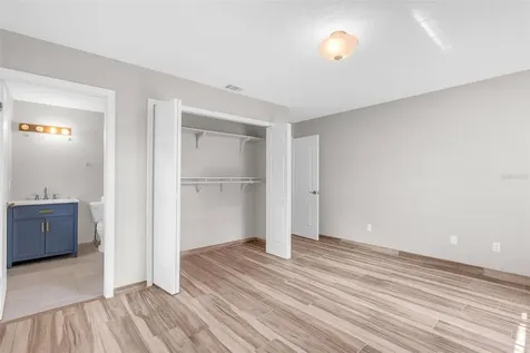 2643 Laser Court Orlando FL 32826