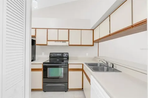 2643 Laser Court Orlando FL 32826