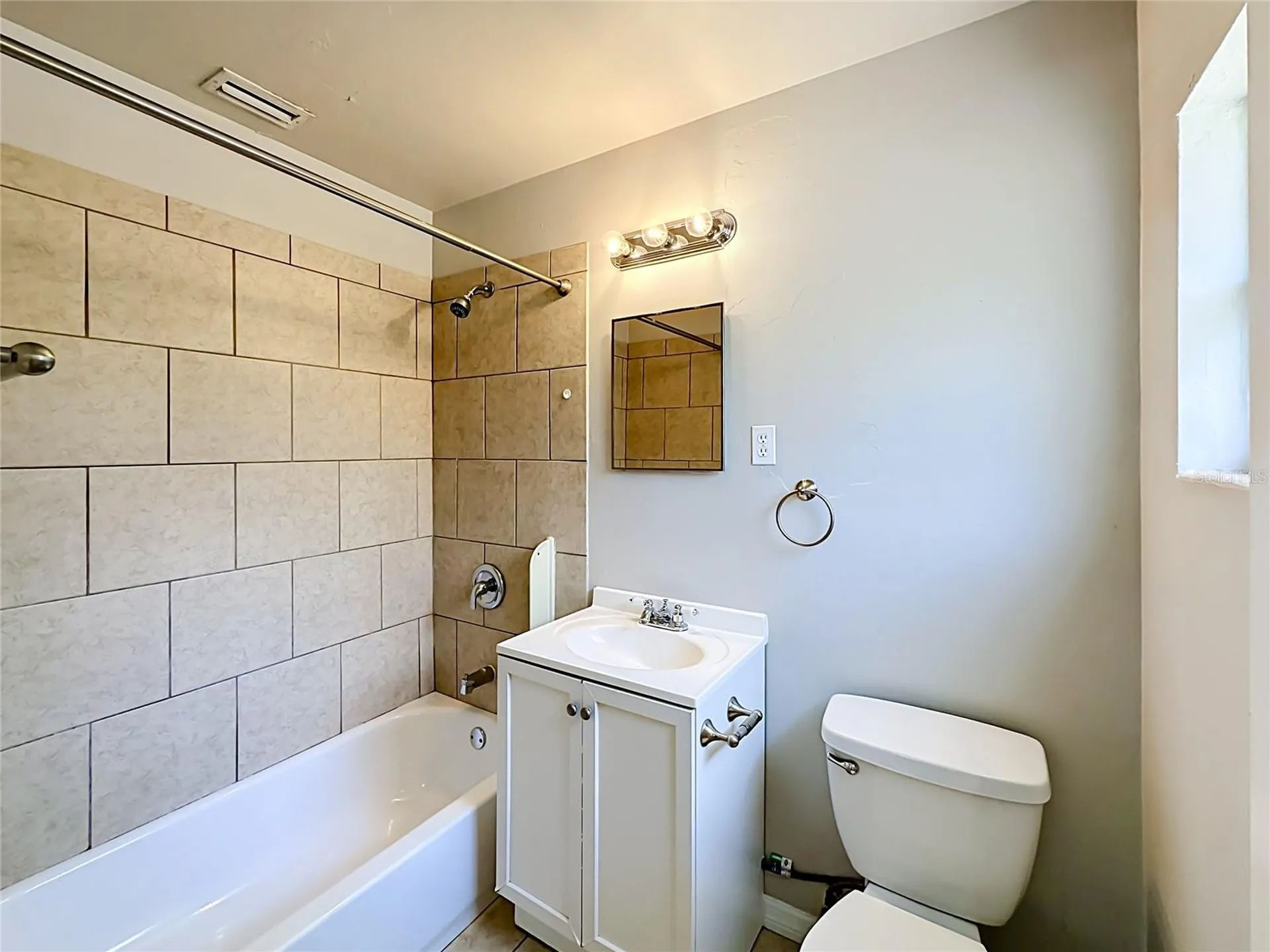 414 NW 36th Terrace Gainesville FL 32607
