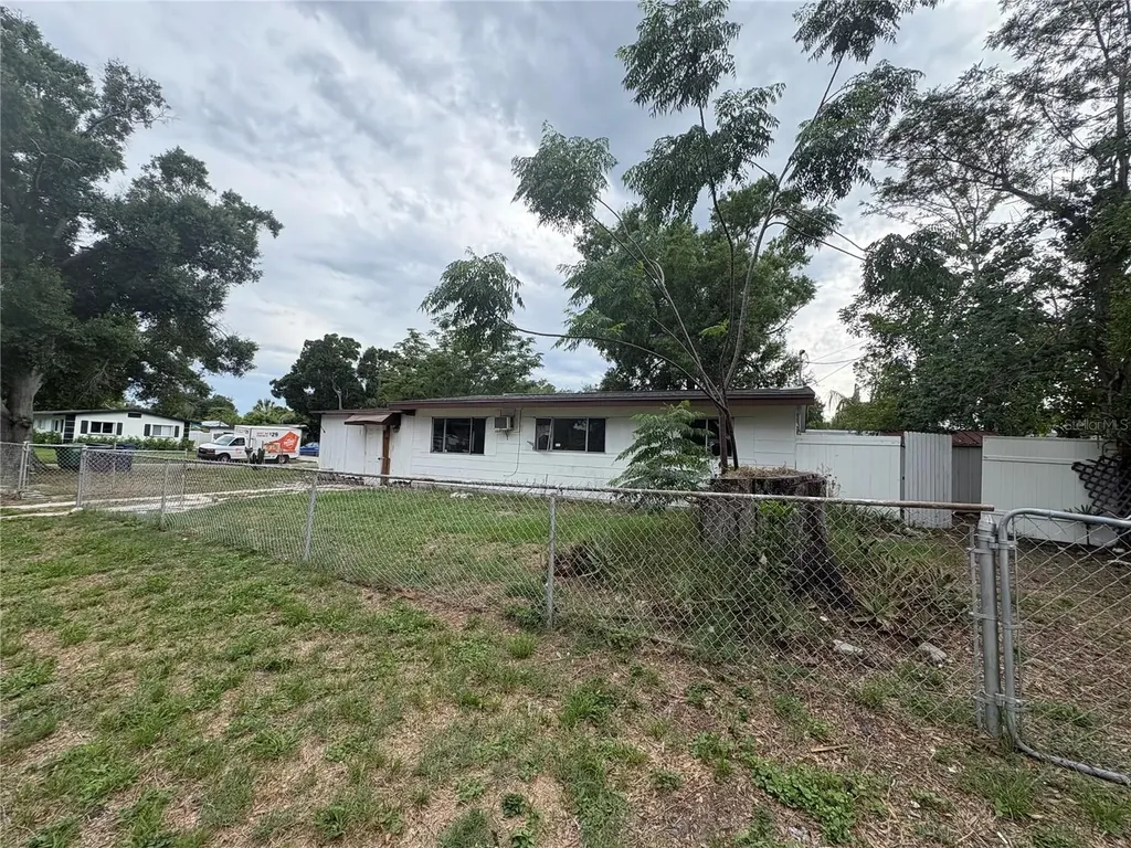 4701 W Trilby Avenue Tampa FL 33616