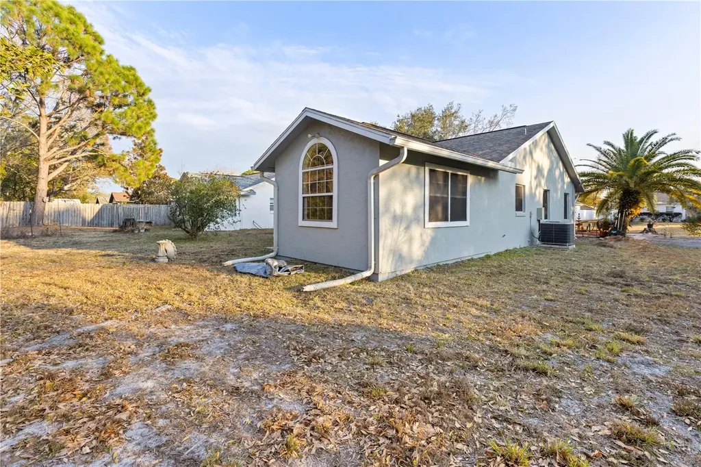 47 Wood Acre Lane Palm Coast FL 32164