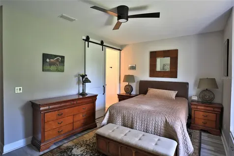 16421 W Highway 326 Morriston FL 32668