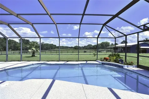 16421 W Highway 326 Morriston FL 32668