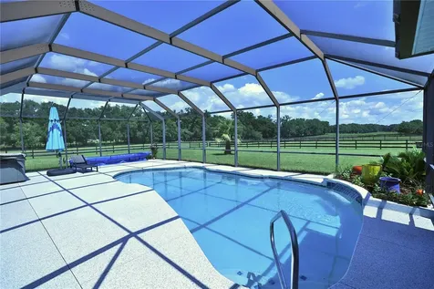 16421 W Highway 326 Morriston FL 32668