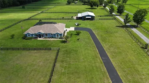 16421 W Highway 326 Morriston FL 32668
