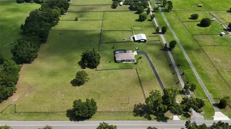 16421 W Highway 326 Morriston FL 32668