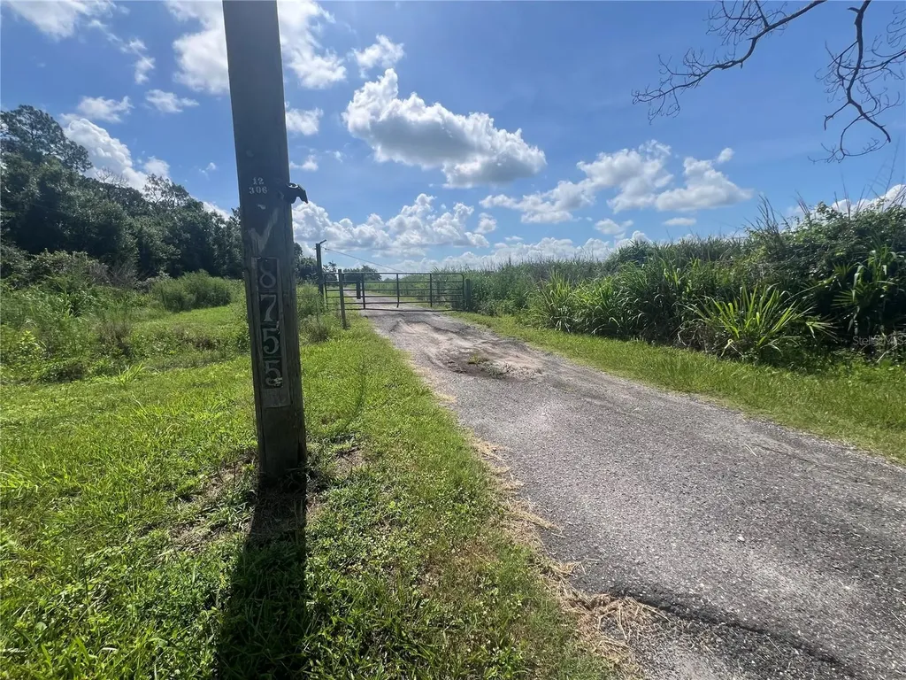 8755 Wauchula Road Myakka City FL 34251
