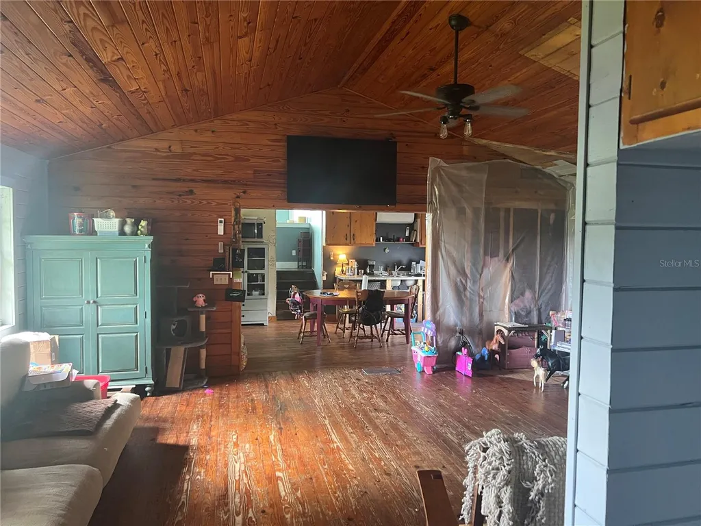 8755 Wauchula Road Myakka City FL 34251