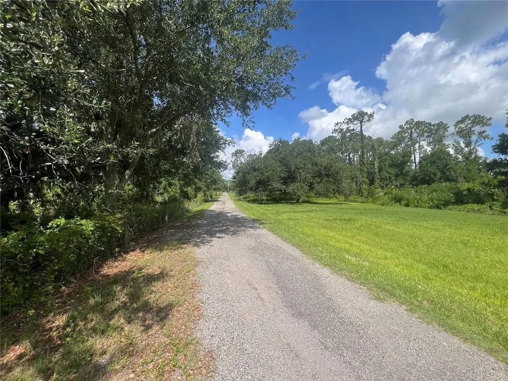 8755 Wauchula Road Myakka City FL 34251
