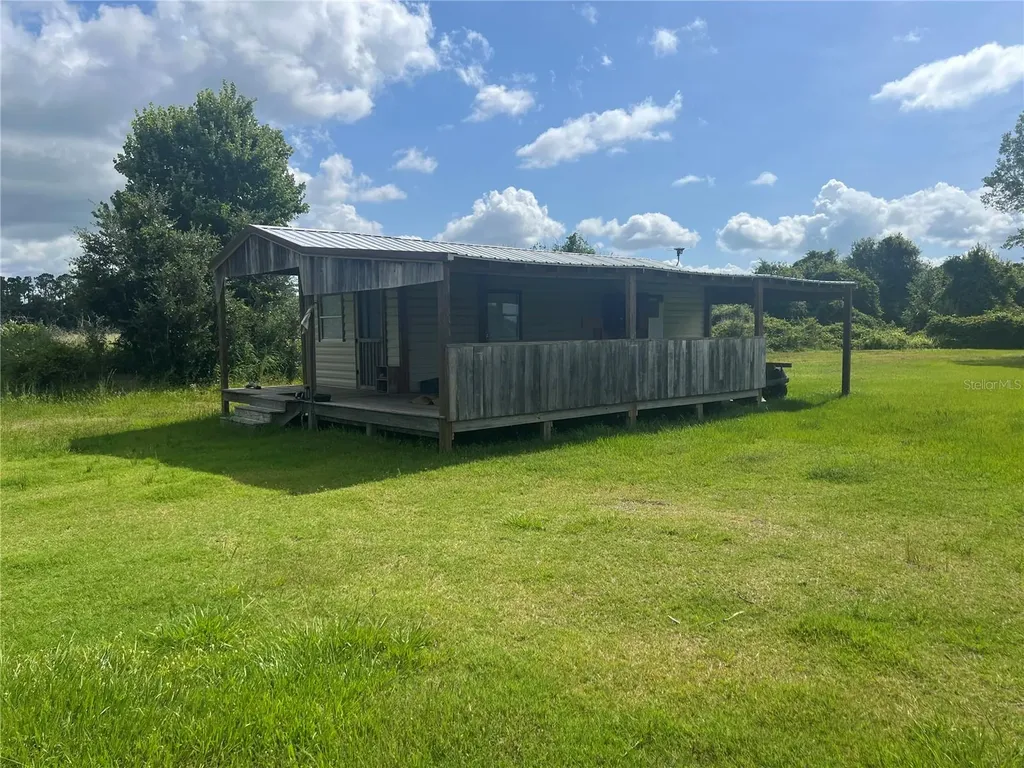 8755 Wauchula Road Myakka City FL 34251