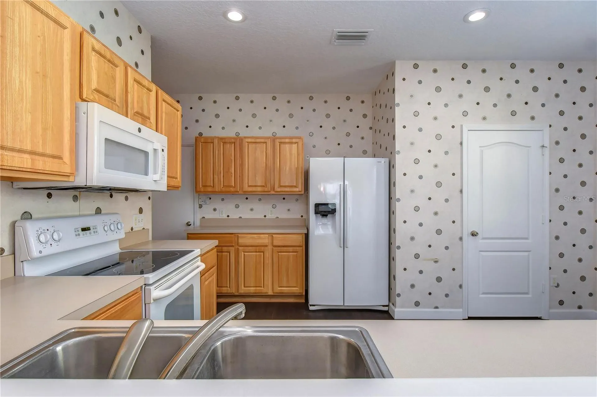 4744 Pond Ridge Drive Riverview FL 33578