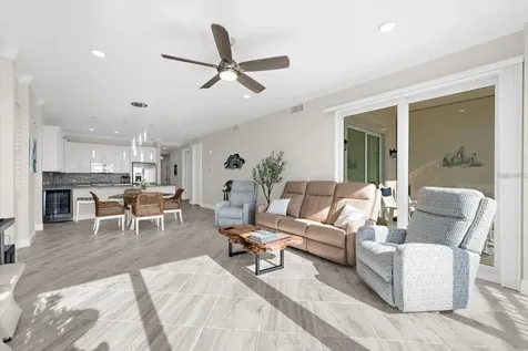 507 Tamiami Trail N Venice FL 34285