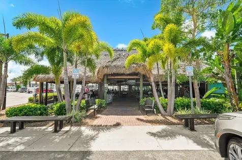 507 Tamiami Trail N Venice FL 34285