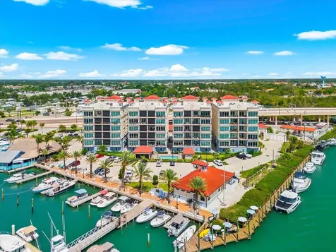 507 Tamiami Trail N Venice FL 34285