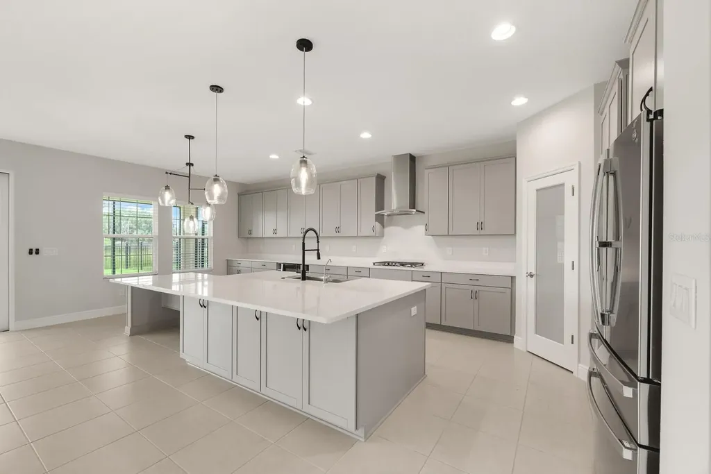 13180 Wellspring Drive Lithia FL 33547