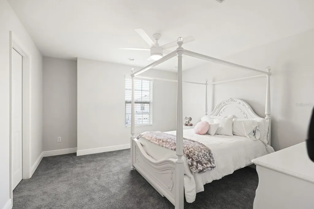 13180 Wellspring Drive Lithia FL 33547