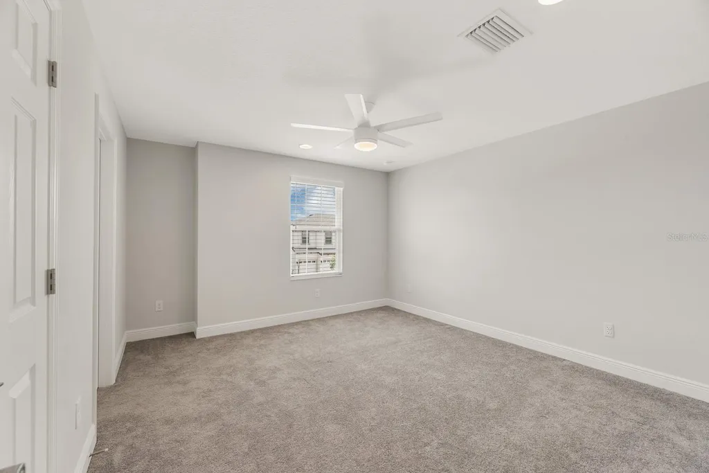 13180 Wellspring Drive Lithia FL 33547