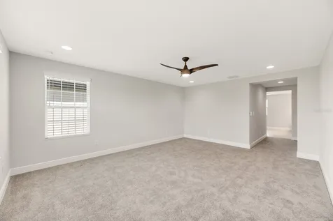 13180 Wellspring Drive Lithia FL 33547