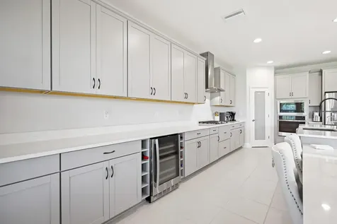 13180 Wellspring Drive Lithia FL 33547